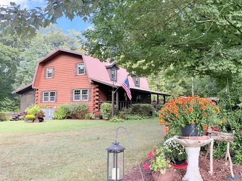 684 Mardis Point Rd, Baileyton, AL 35019