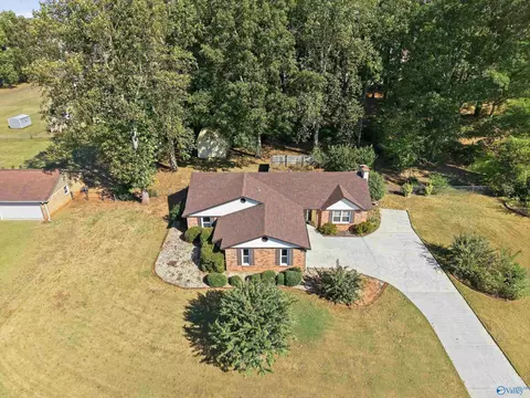 308 N Oxford Cir, Meridianville, AL 35759