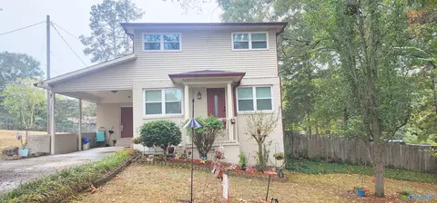 1616 Linwood Dr, Hartselle, AL 35640