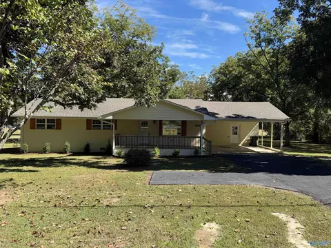 1094 Porter Rd, Scottsboro, AL 35768