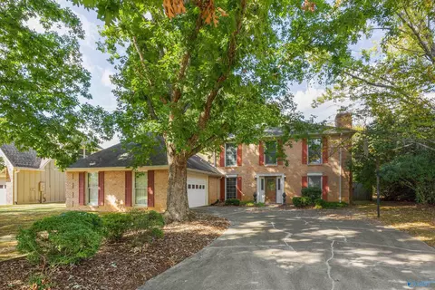 1203 Chesley Ln, Huntsville, AL 35803