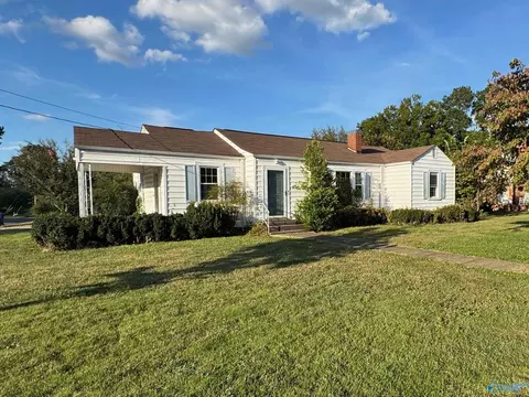315 Nixon St, Albertville, AL 35950