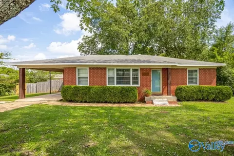 2406 Crestwood Dr, Huntsville, AL 35805