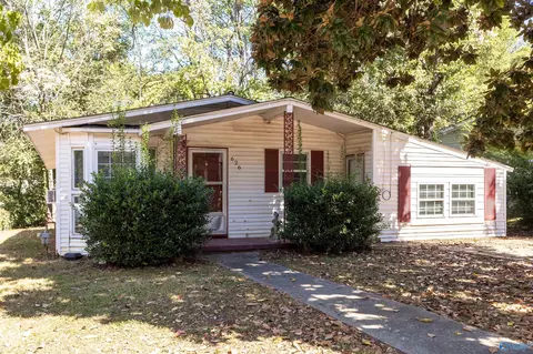 626 Kennan Rd, Huntsville, AL 35811