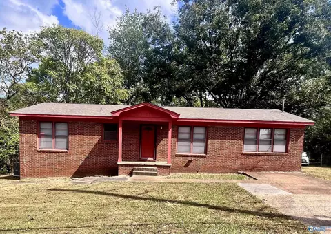3102 Pulaski Pike, Huntsville, AL 35810