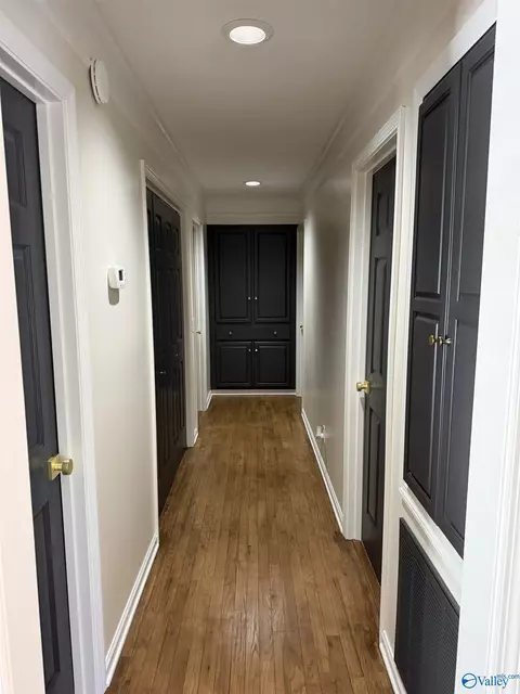 Entry Way - 1807 Apache Dr, Albertville, AL 35950 photo 3 of 3