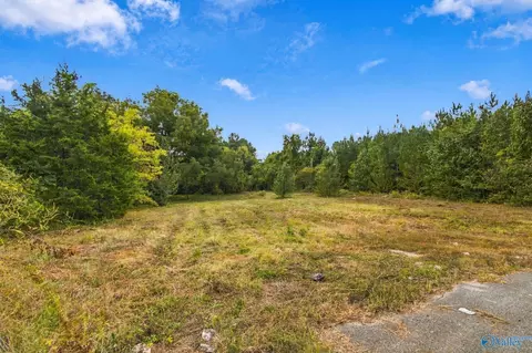 1626 Jordan Rd, Huntsville, AL 35811