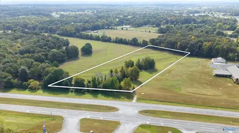 8 Alabama Highway 24, Moulton, AL 35650