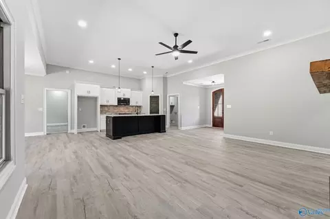 Living - 95 Hawthorn Way, Trinity, AL 35673 photo 3 of 5