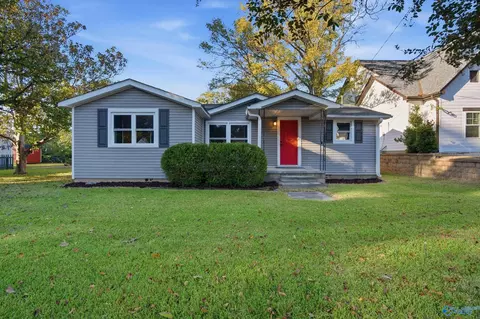 1111 Stevens Ave, Huntsville, AL 35801