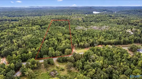 1764 Woods Bend Rd, Ragland, AL 35131