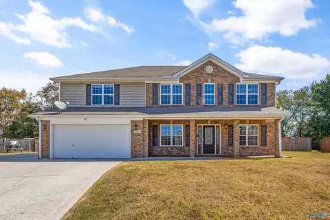 123 Upland Cir, Toney, AL 35773