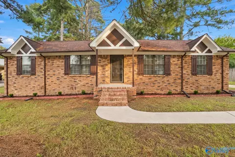 1620 Pansy St, Cullman, AL 35055
