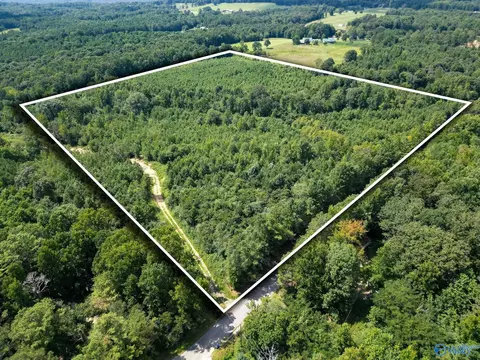039 Walker Mountain Rd, Boaz, AL 35956