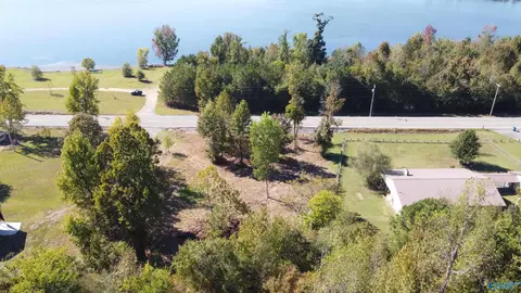 48 Alabama Highway 227, Guntersville, AL 35976