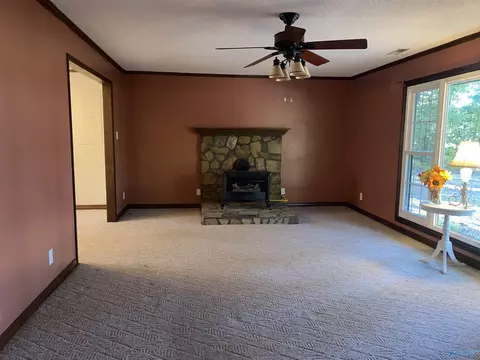 Living - 6108 County Road 222, Trinity, AL 35673 photo 2 of 5