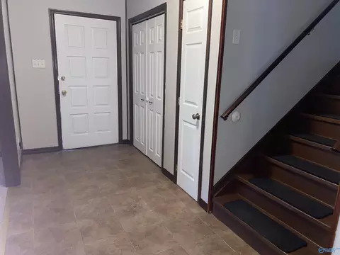 Entry Way - 6108 County Road 222, Trinity, AL 35673 photo 3 of 3