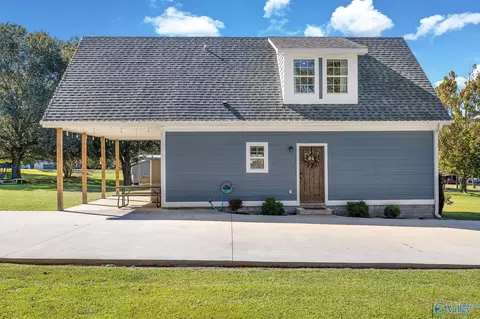 Exterior - 331 Ayers Cir, Grant, AL 35747 photo 3 of 8