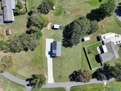 View/Area - 331 Ayers Cir, Grant, AL 35747 photo 2 of 6