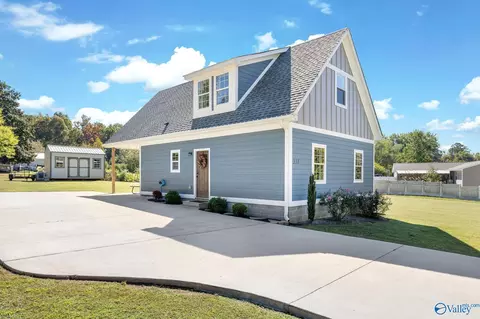 Exterior - 331 Ayers Cir, Grant, AL 35747 photo 2 of 8