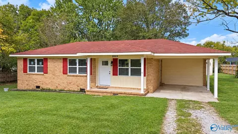 1605 Linwood Dr, Hartselle, AL 35640