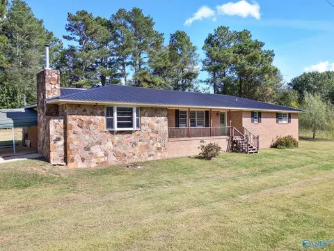 5311 Mcville Rd, Albertville, AL 35951