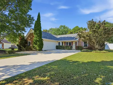 106 Kim Cir, Madison, AL 35758