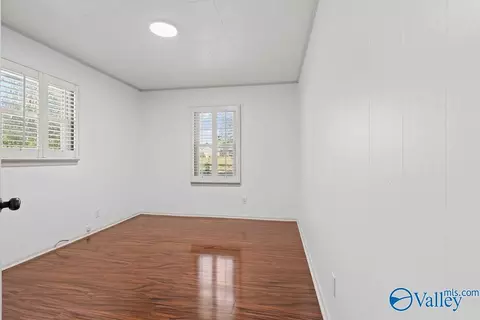 Bedroom - 273 Mcpeters Rd, Grant, AL 35747 photo 3 of 3