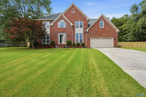 134 Windingham Dr, Huntsville, AL 35806