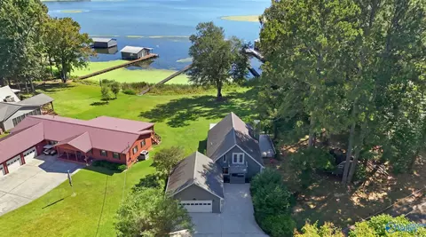 679 Camp Ney-a-ti Dr, Guntersville, AL 35976