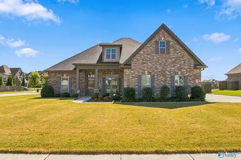 136 Stonycrossing Rd, Meridianville, AL 35759