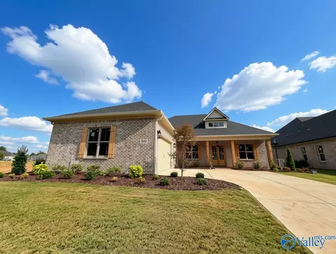 3111 Sublett Farm Trl, Owens Cross Roads, AL 35763