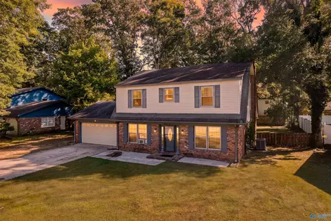 1308 Runnymeade Ave, Decatur, AL 35601