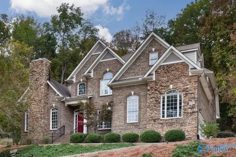 2946 SE Hampton Cove Way, Owens Cross Roads, AL 35763