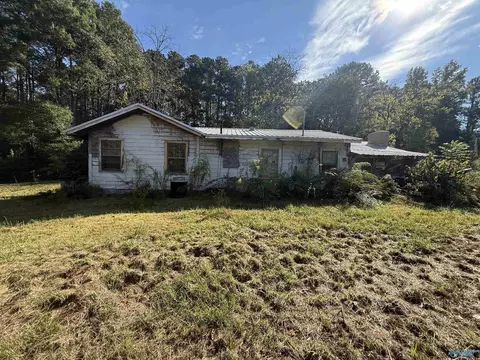 110 May Rd, Hartselle, AL 35640