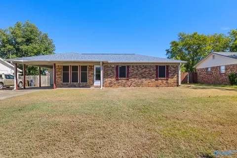 2906 Leighsdale Ave, Decatur, AL 35603