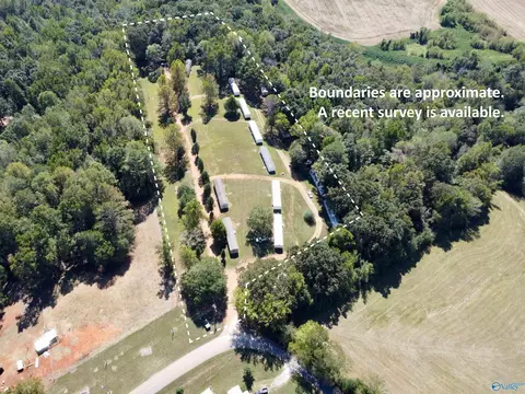 280 Hillsboro Dr, New Market, AL 35761