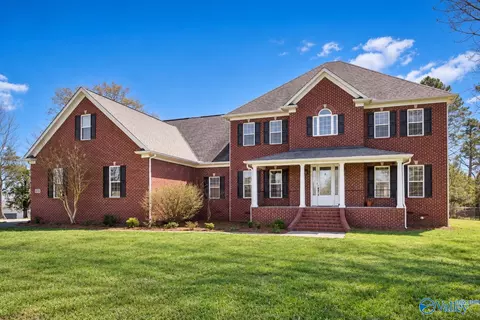 1485 Thompson Falls Rd, Guntersville, AL 35976