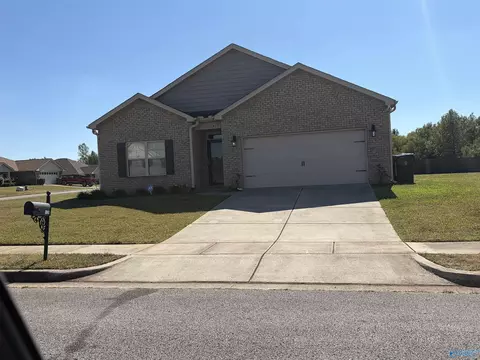 128 Pine Landing Dr, Harvest, AL 35749
