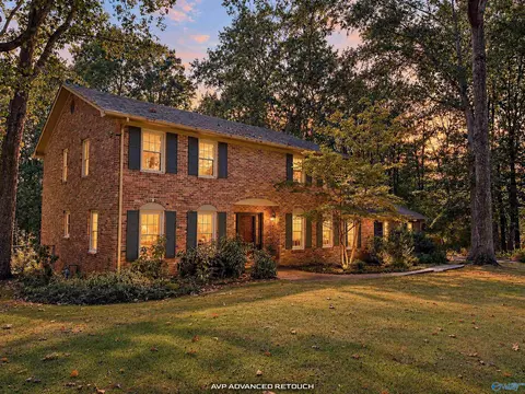 4412 Willow Bend Rd, Decatur, AL 35603