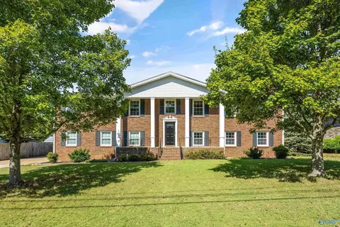 8011 Navios Dr, Huntsville, AL 35802
