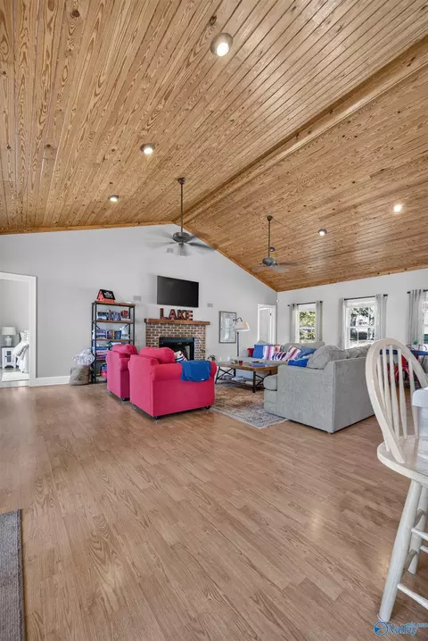 Living - 266 Robert Davis Rd, Langston, AL 35755 photo 5 of 5