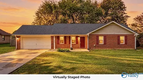 450 Little Lones Rd, Huntsville, AL 35811