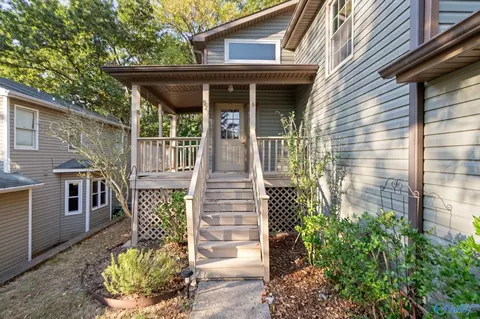 521 Farmingdale Rd, Huntsville, AL 35803