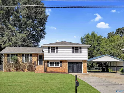 1306 NW Oster Dr, Huntsville, AL 35816