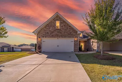 3153 Lea Ln, Decatur, AL 35603