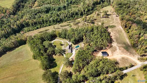 View/Area - 672 Kemp Rd, Hamilton, AL 35570 photo 1 of 2