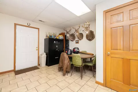 Entry Way - 672 Kemp Rd, Hamilton, AL 35570 photo 6 of 6