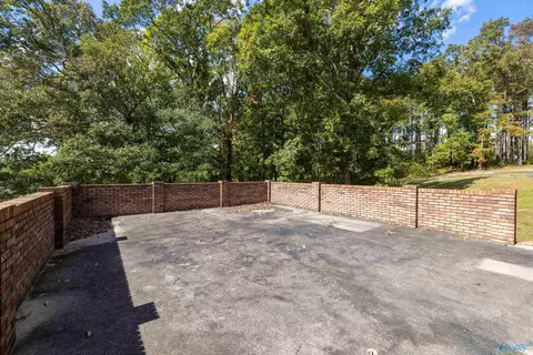 Exterior - 672 Kemp Rd, Hamilton, AL 35570 photo 8 of 11