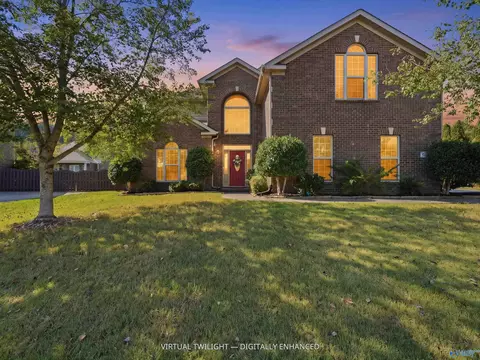 6702 SE Station View Dr, Owens Cross Roads, AL 35763